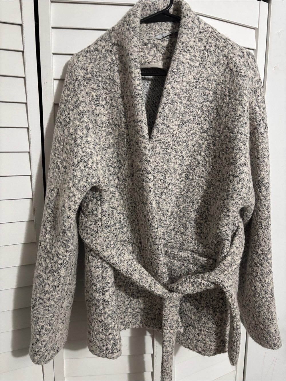 Speckled Shawl Collar Belted Cardigan in Cream and Gray